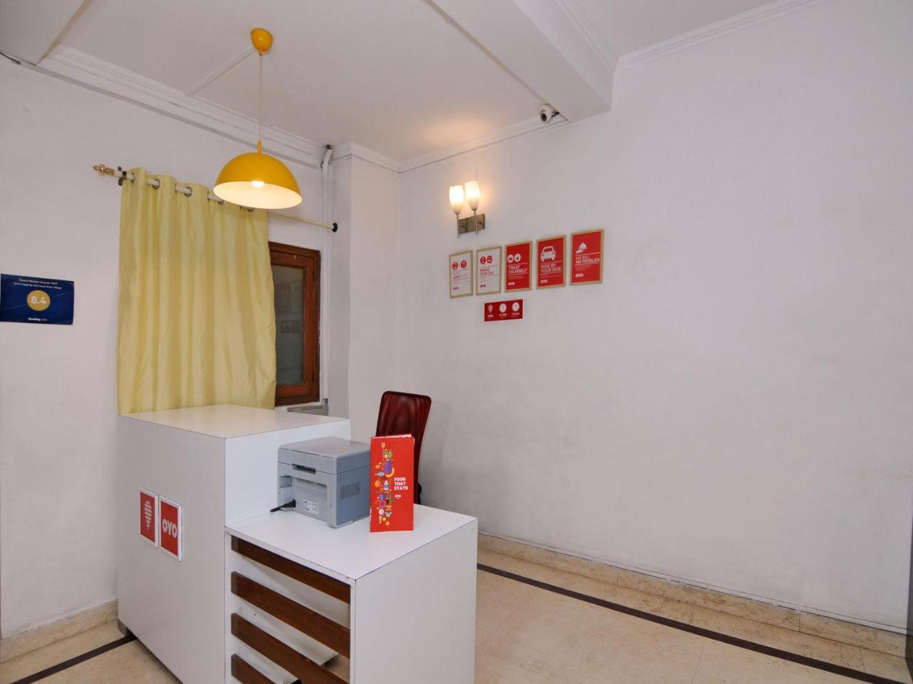 ניו דלהי Oyo Flagship 592 Hauz Khas Village מראה חיצוני תמונה