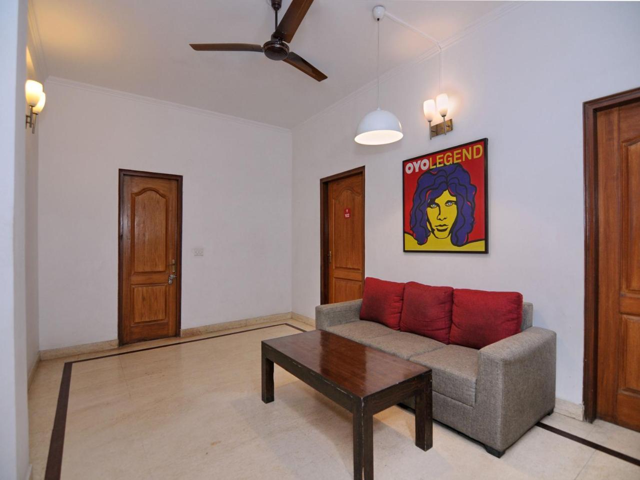 ניו דלהי Oyo Flagship 592 Hauz Khas Village מראה חיצוני תמונה