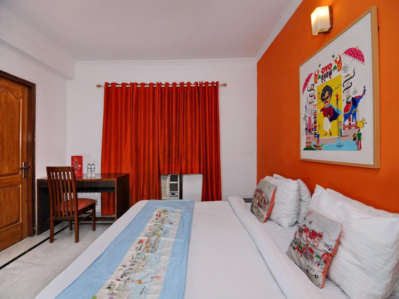 ניו דלהי Oyo Flagship 592 Hauz Khas Village מראה חיצוני תמונה