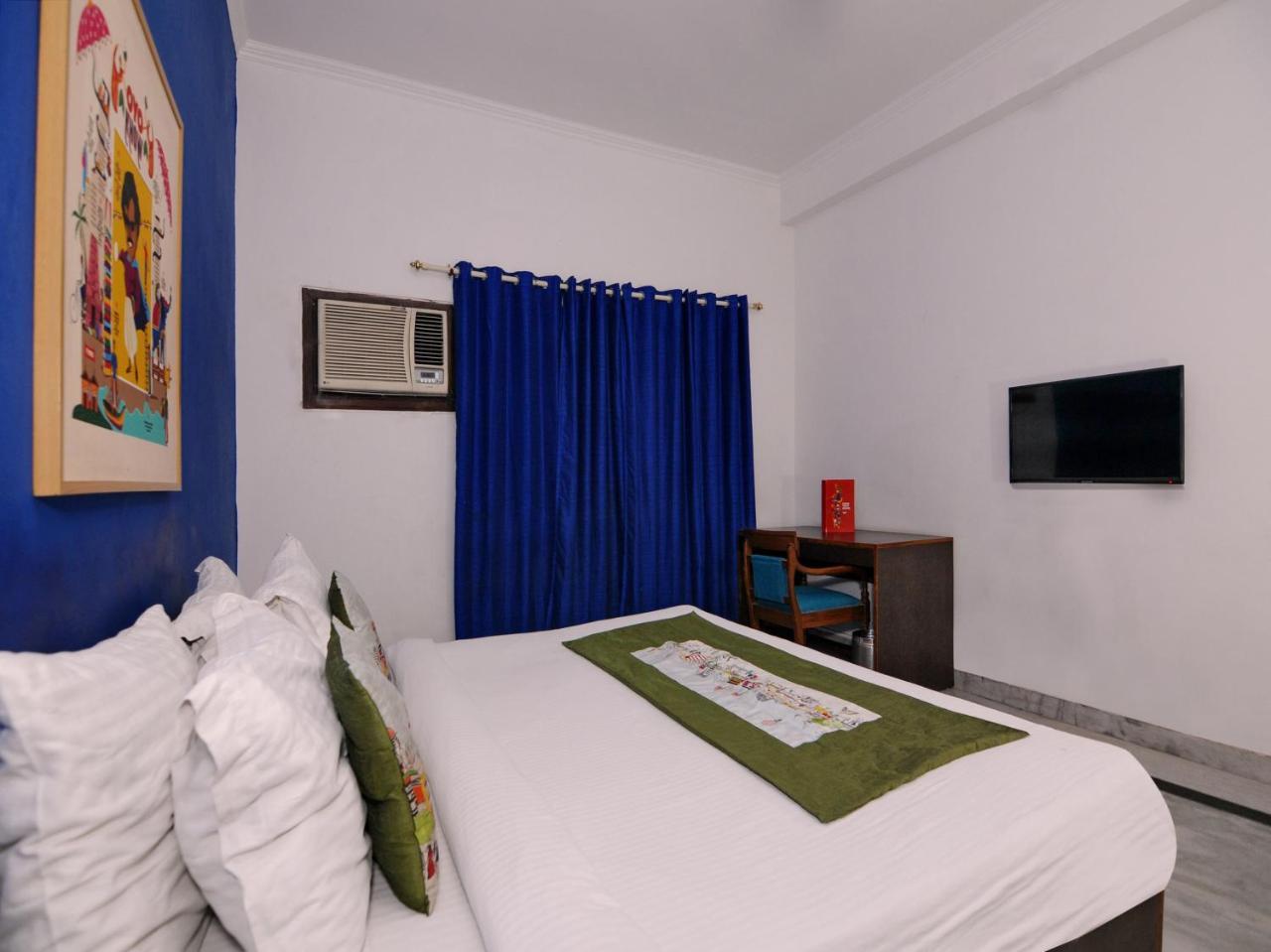 ניו דלהי Oyo Flagship 592 Hauz Khas Village מראה חיצוני תמונה