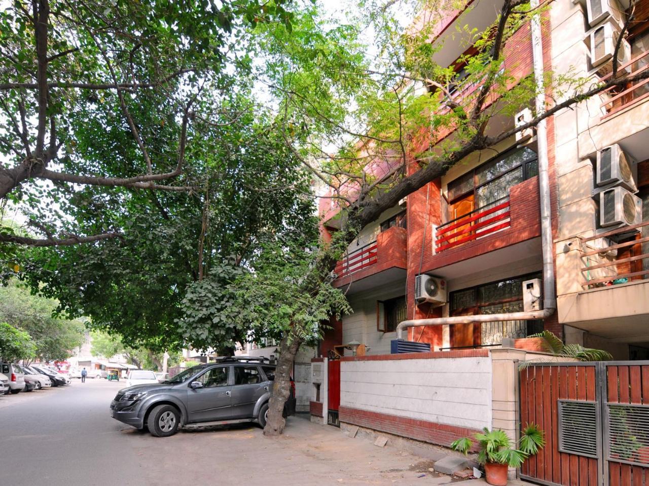 ניו דלהי Oyo Flagship 592 Hauz Khas Village מראה חיצוני תמונה
