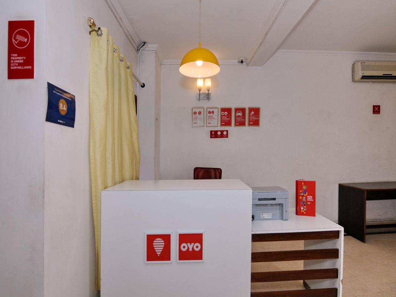 ניו דלהי Oyo Flagship 592 Hauz Khas Village מראה חיצוני תמונה