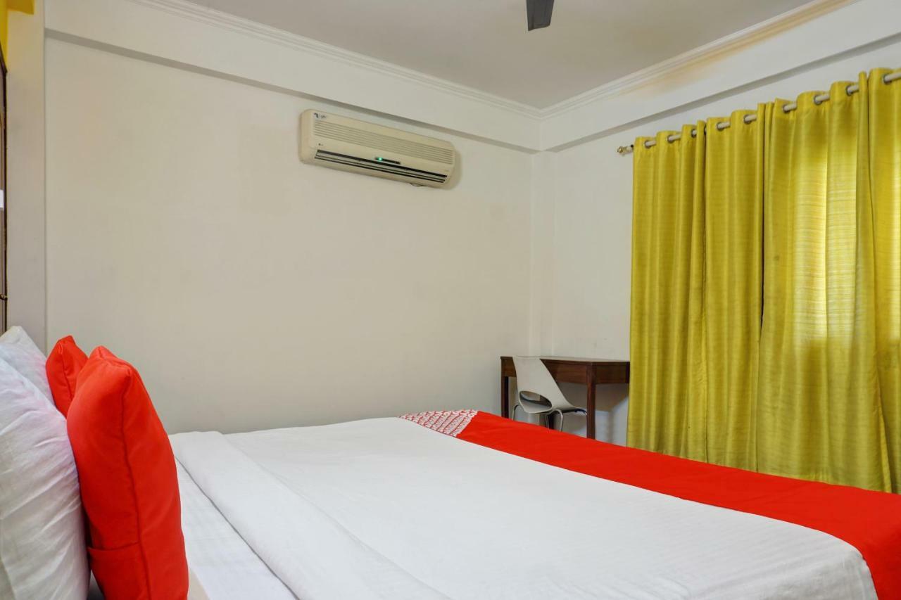 ניו דלהי Oyo Flagship 592 Hauz Khas Village מראה חיצוני תמונה