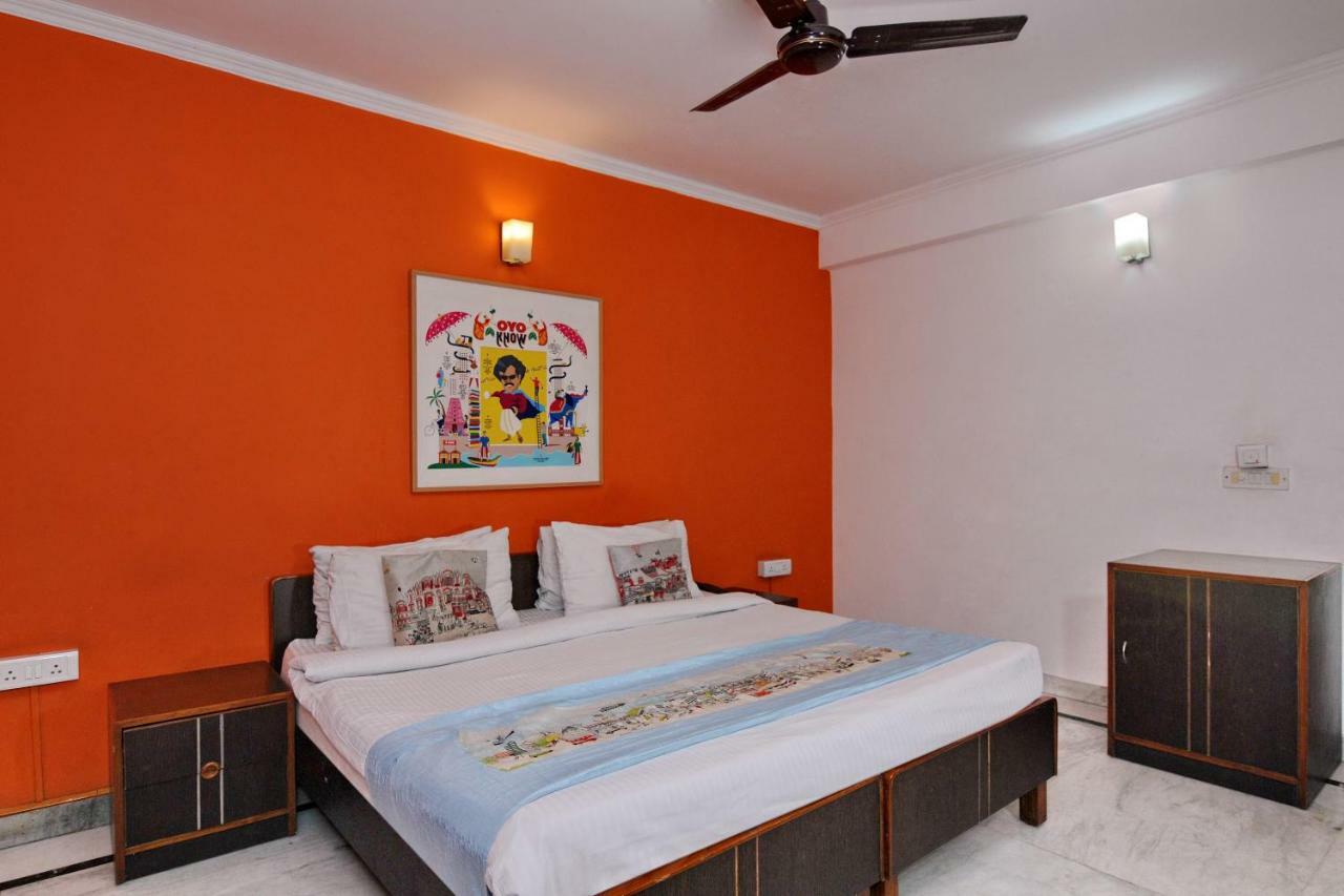ניו דלהי Oyo Flagship 592 Hauz Khas Village מראה חיצוני תמונה